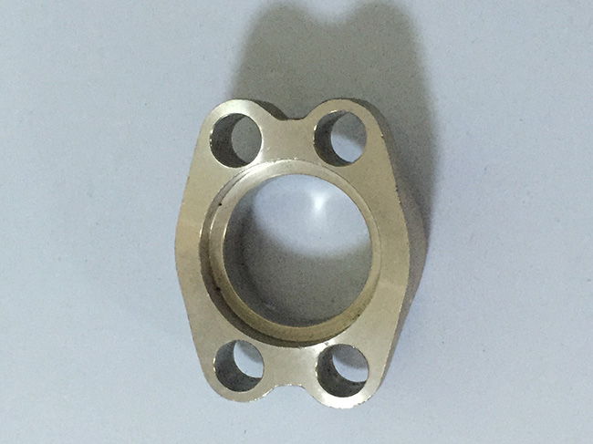 SAE法兰